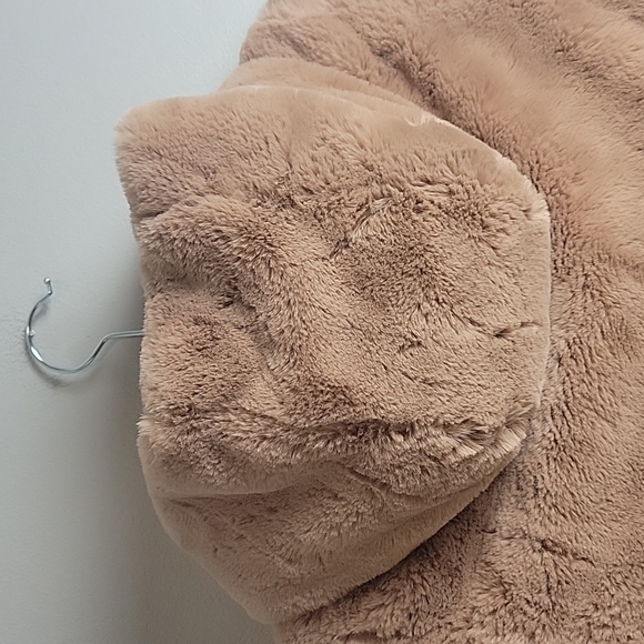 Zara-KIDS-Pink Faux Fur Hooded Coat-Size 9 - Picture 12 of 15